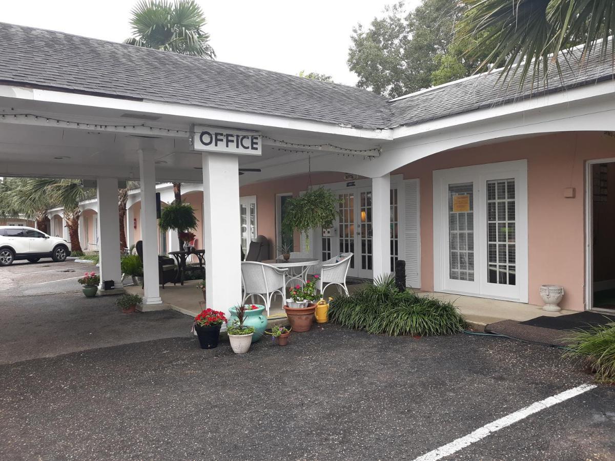 Lake Marion Inn Santee Extérieur photo